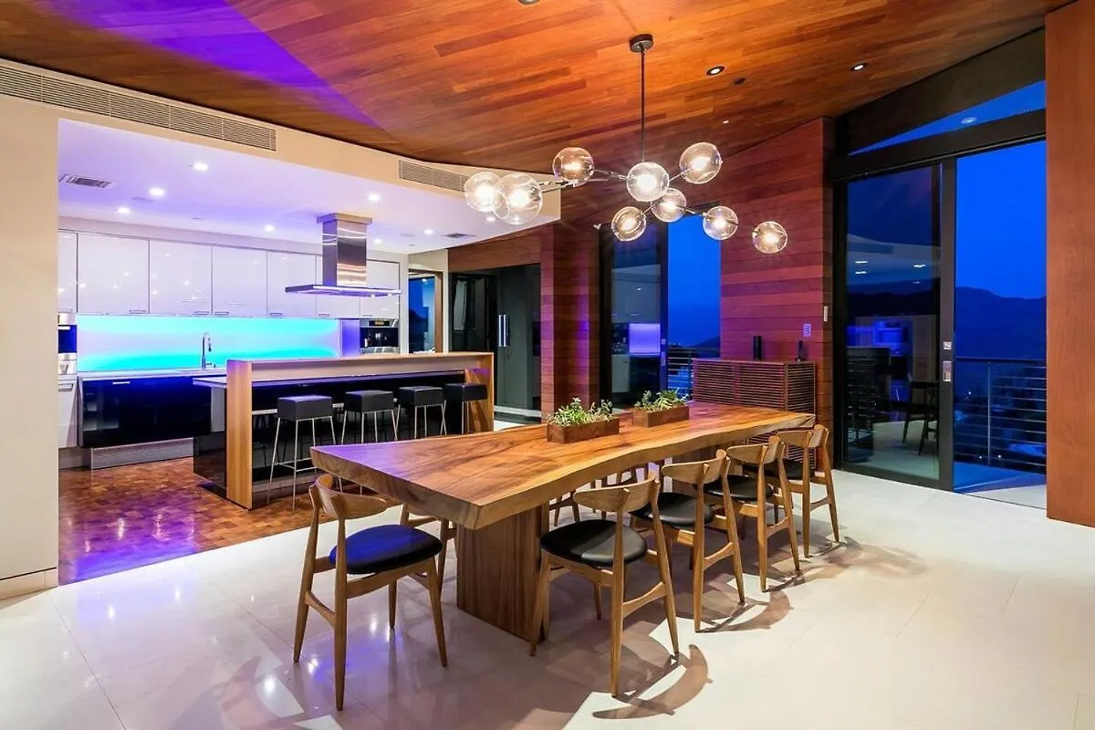 Modern Villa With Unmatched Skyline Views Los Angeles 0*,  United States