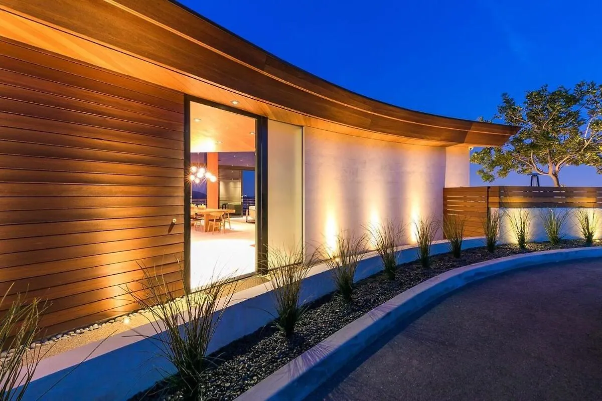 Modern Villa With Unmatched Skyline Views Los Angeles
