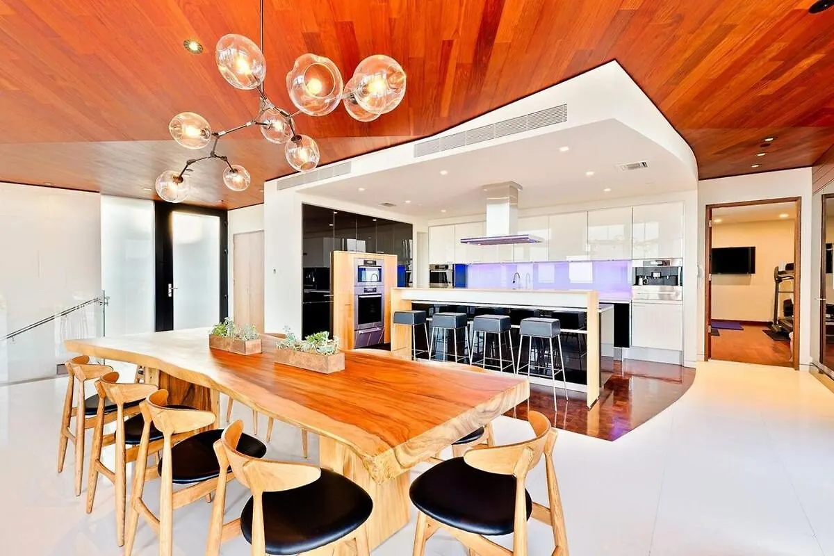 Modern Villa With Unmatched Skyline Views Los Angeles Holiday home