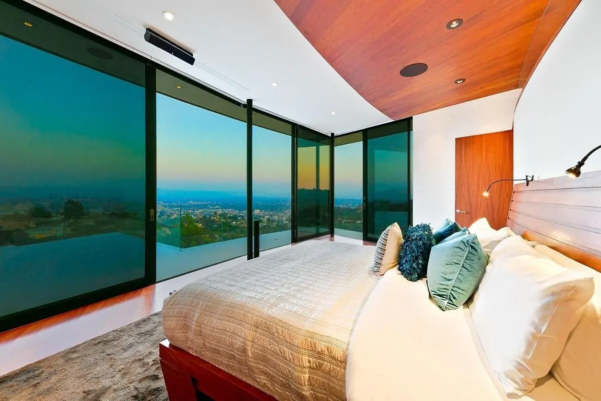 Modern Villa With Unmatched Skyline Views Los Angeles 0*,  United States