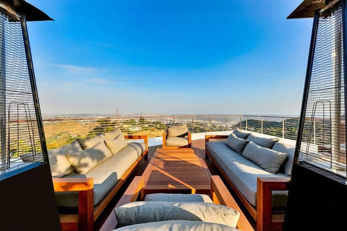 Modern Villa With Unmatched Skyline Views Los Angeles Holiday home