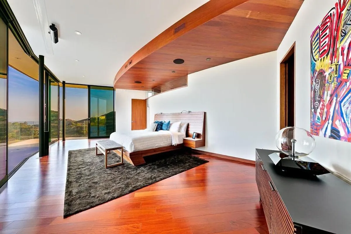 Modern Villa With Unmatched Skyline Views Los Angeles 0*,  United States